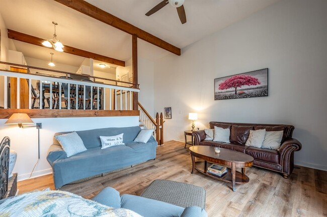 Photo - 1221 Baker Turn Unidad 1D