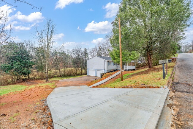 Photo - 3828 Melissa Ln