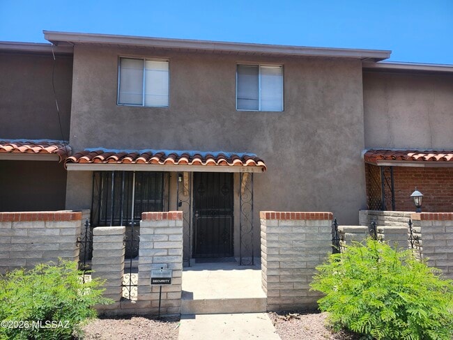 1244 S Camino Seco