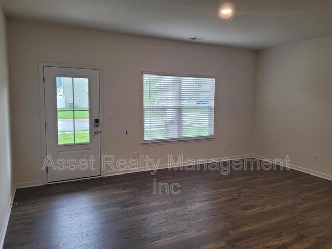 Photo - 4714 Willow Bluff Cir