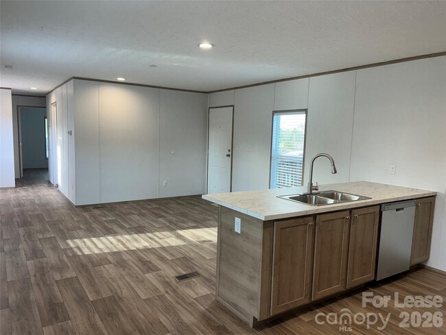 Photo - 128 Gatewood Dr