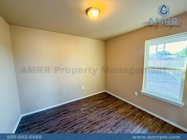 3423 E 3rd Pl