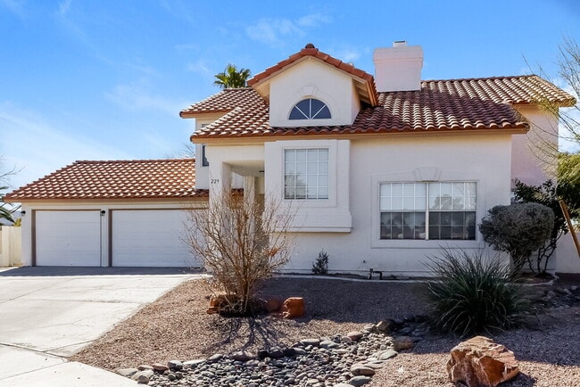 Photo - 229 Comanche Ct