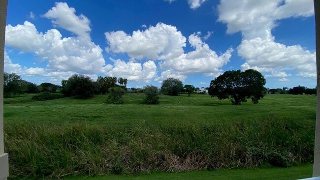 Photo - 2060 Greenview Shores Blvd Unit 311