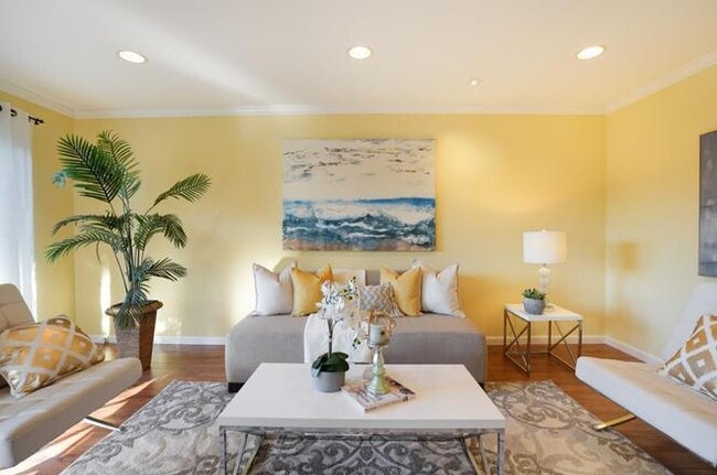 Photo - 255 S Rengstorff Ave Unit