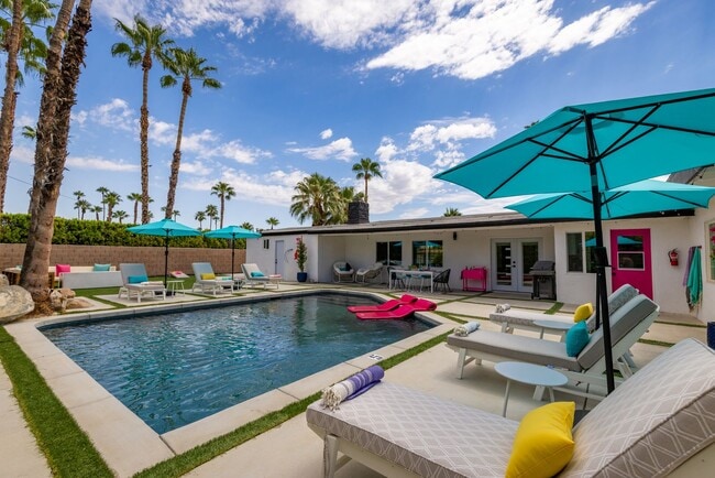 Stunning Desert Contemporary Home in Sunri... - Stunning Desert Contemporary Home in Sunri...
