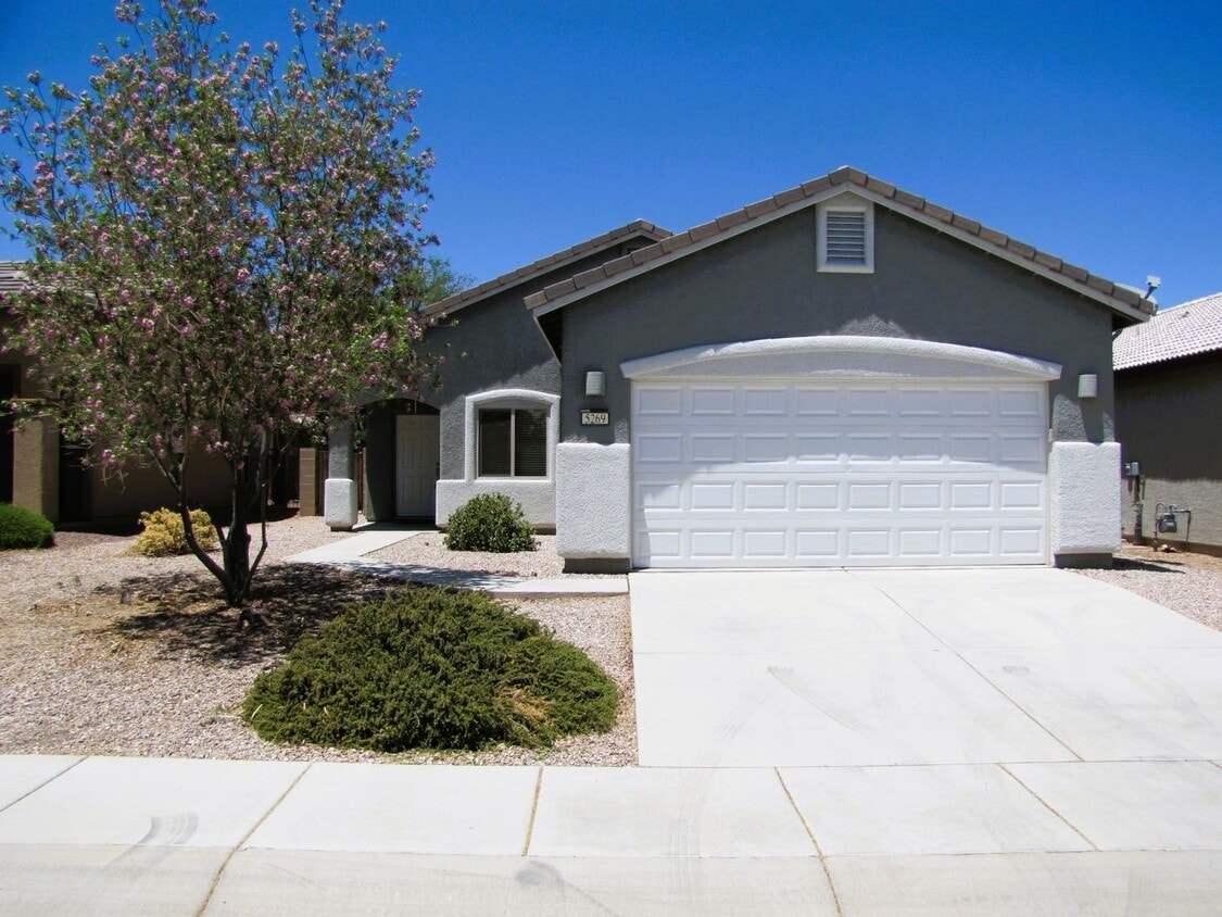 3BR/2BA/2CG, 1302 sq.ft. home in Chaparral... - 3BR/2BA/2CG, 1302 sq.ft. home in Chaparral...
