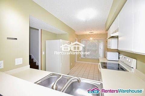 Photo - 14288 Bedford Dr