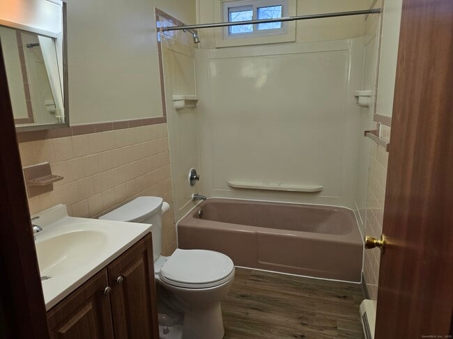 Photo - 88 Hickory St Unit 4