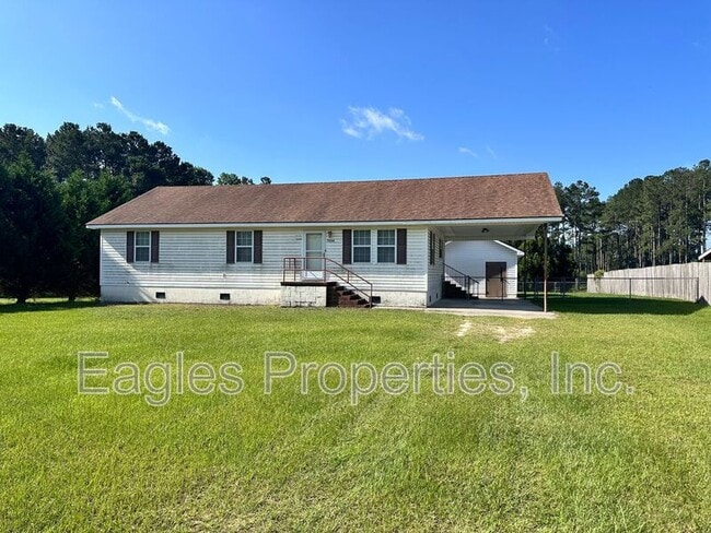 Photo - 1739 Old Grantham Rd House