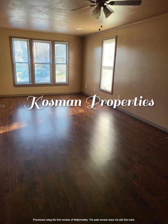 Photo - 1019 E 15th St