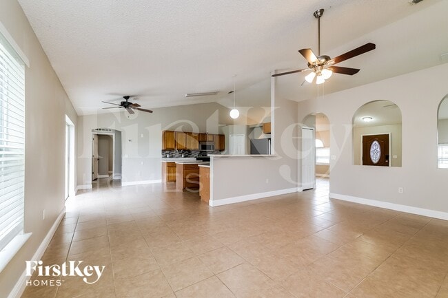 Photo - 129 Aurora Ln