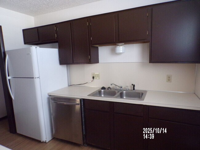 Photo - 2 STORY TOWNHOUSE , CLOSE TO SHOPPING AND RESTAURANTS