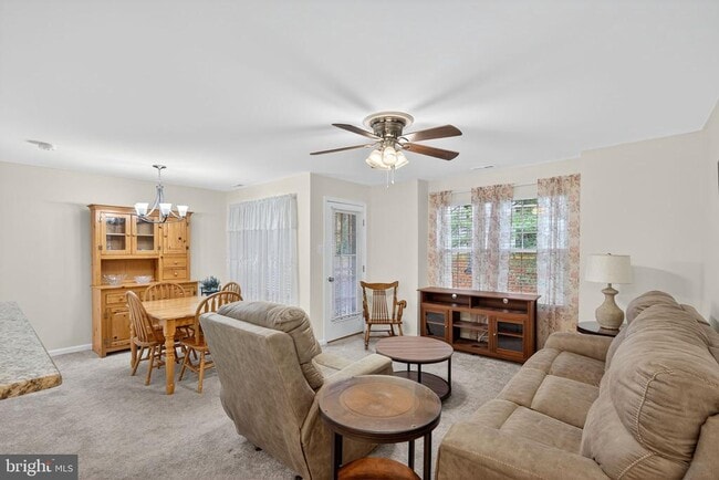 Building Photo - 511 Diamond Dr Rental