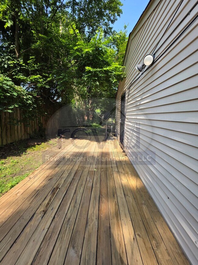 Photo - Great 2 Bedroom Apartment in Midtown! Unidad 1605 # 4