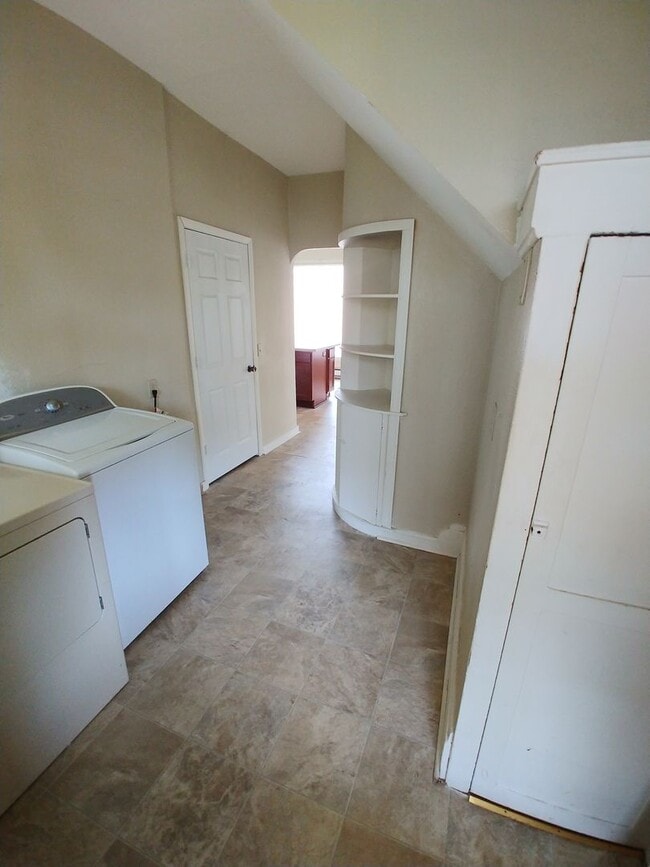 Photo - 189 E Merrill Ave Unidad 189 E Merill Ave - 1