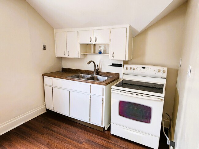 Cocina - 419 Olmstead St Unidad 2