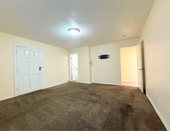Photo - 1235 W Florence Ave