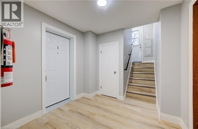 Photo - 433 Guelph St Unité 1