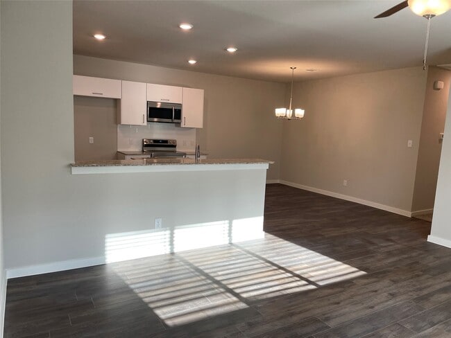 Photo - 9772 Grosbeak Ln