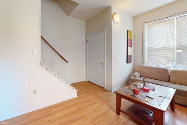 Photo - 4 br, 2 bath House - 1507 N BOUVIER ST Unit 2