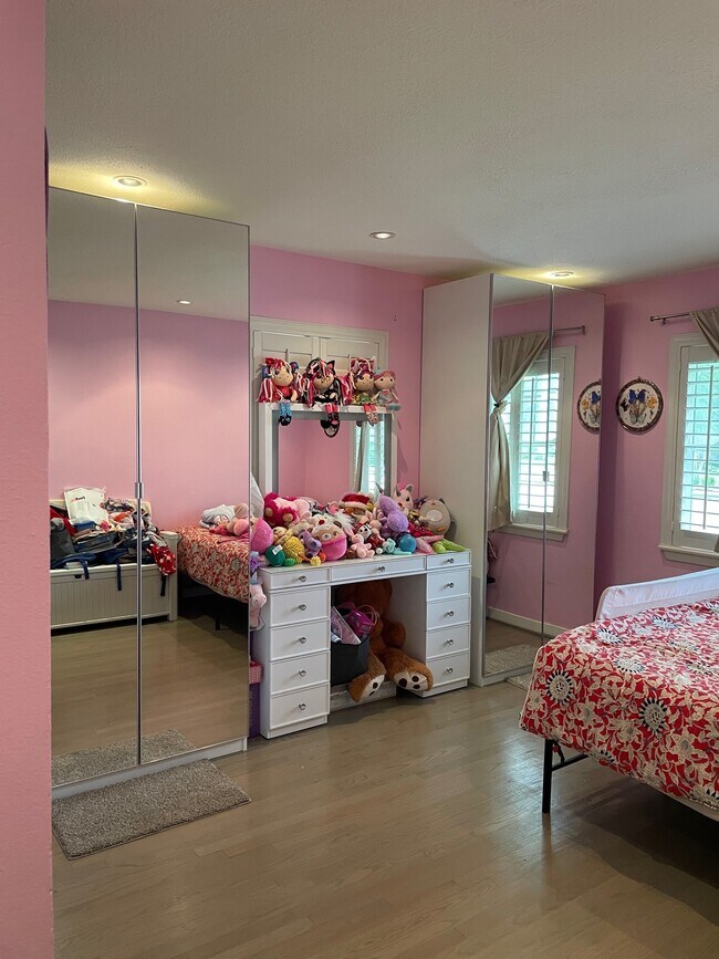 Photo - 5232 Piping Rock Ln