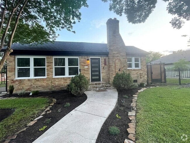 Building Photo - 3020 Arbor St Rental