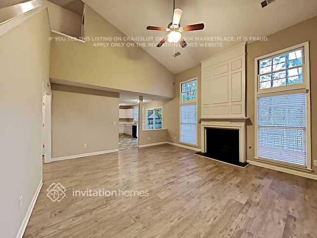 Photo - 630 Rosedown Way