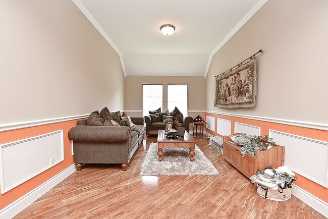 Photo - 6308 Silver Thistle Ln