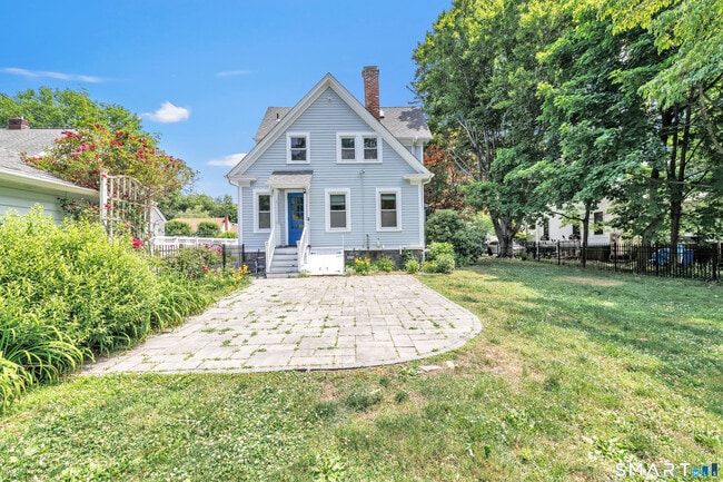 Photo - 96 Holmes Ave