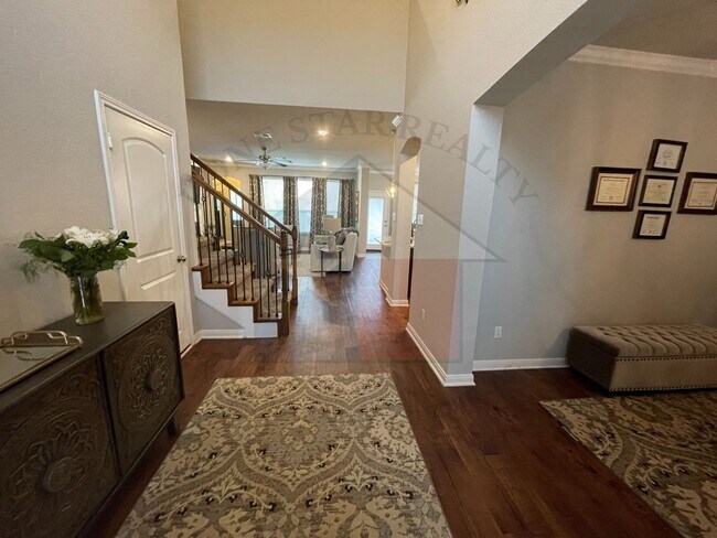 Photo - 1627 Neff Dr