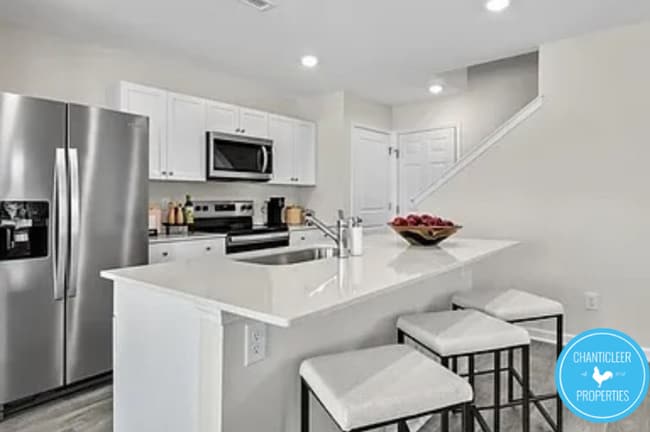 Photo - 1412 Maltese Ln