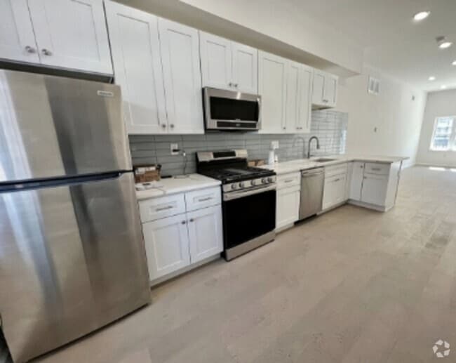 Building Photo - 2634 Manton St Rental