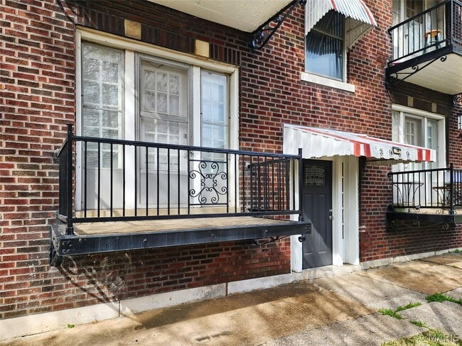3969 Potomac St