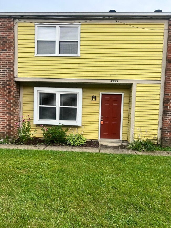 Building Photo - 4933 Dublin Falls Unit C Rental
