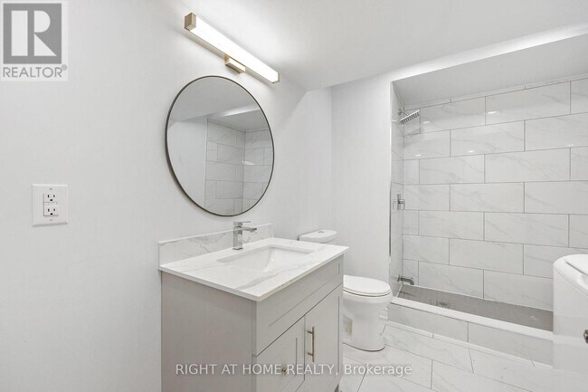 Photo - 764 Willowbank Trail