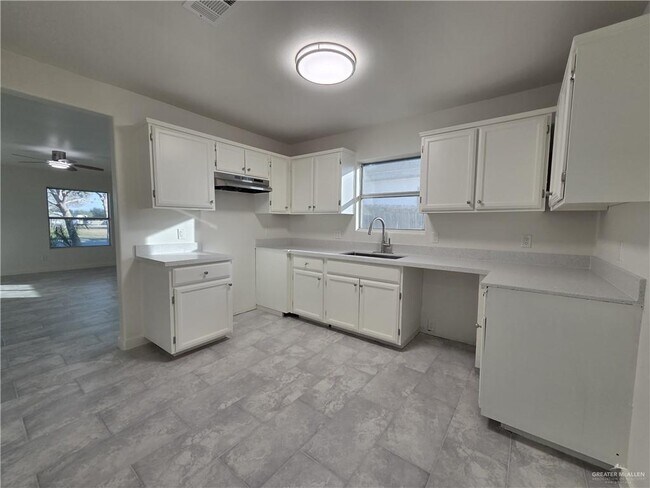 Photo - 15 Serg Loop