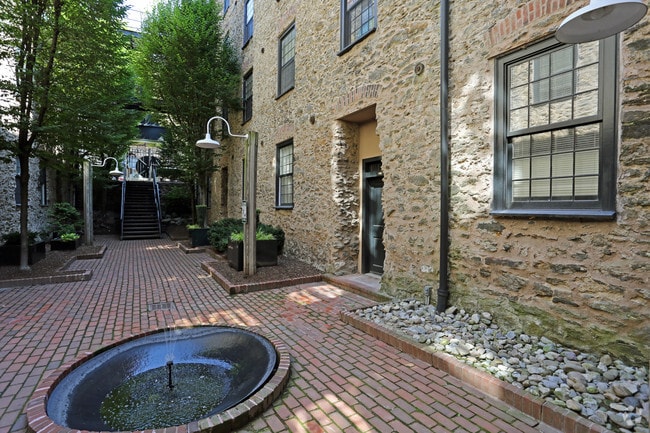 Canal House - Canal House