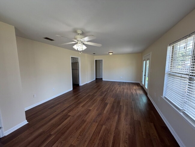 920 Malibu Dr