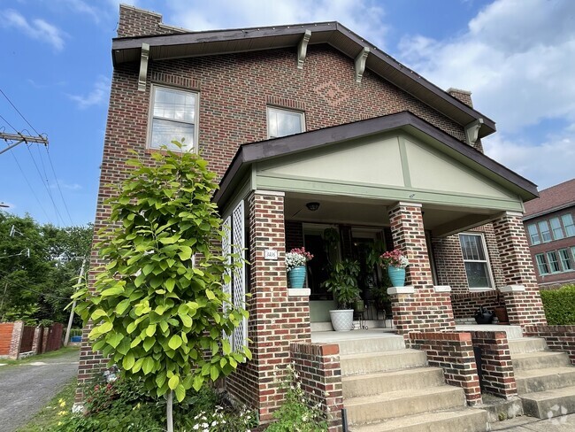 Building Photo - 3416 Wisconsin Ave Rental