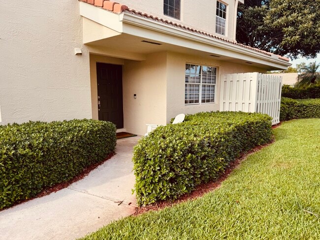 Building Photo - 17274 Boca Club Blvd Unit 2308