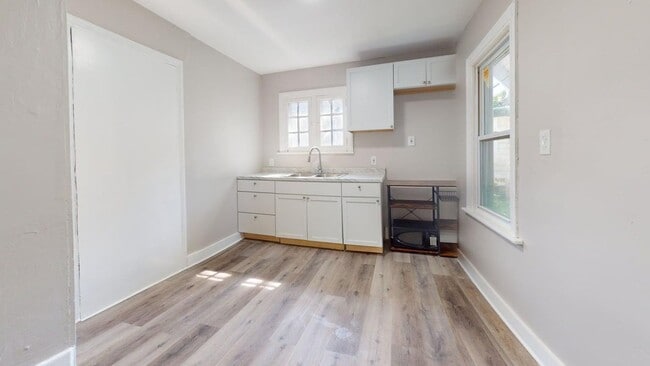 Photo - 294 Madison Ave Unidad 294 Madison - 2nd Fl