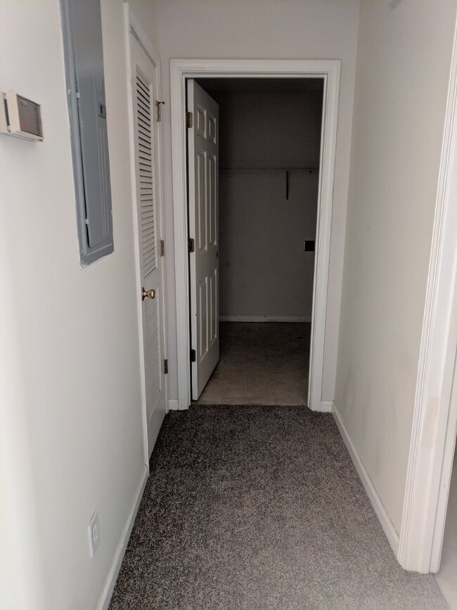 Photo - Apartment for Rent Unit 212