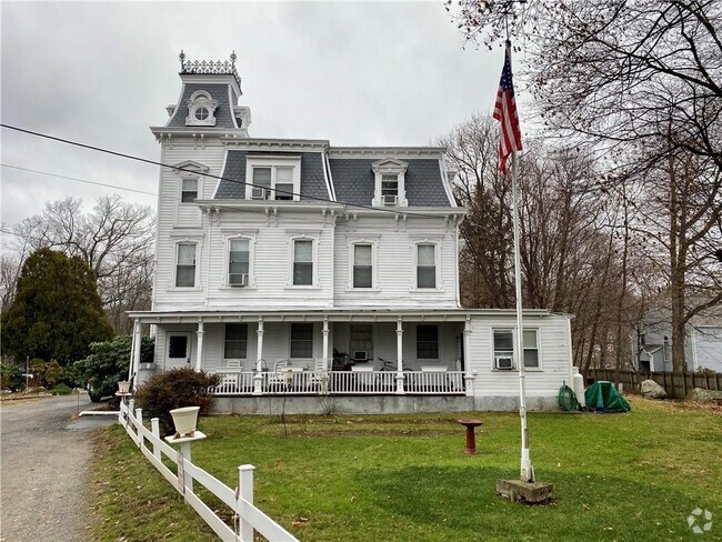 Building Photo - 1860 E Main St Unit 1 Rental