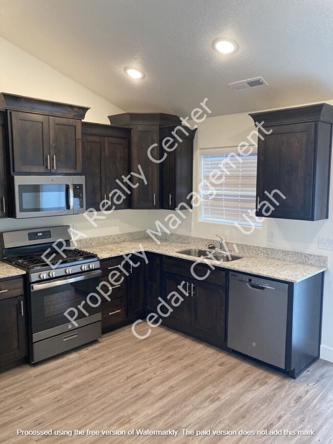 Photo - 2334 N 450 W
