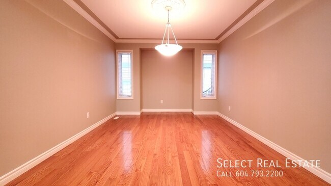 Photo - 46483 Valleyview Rd