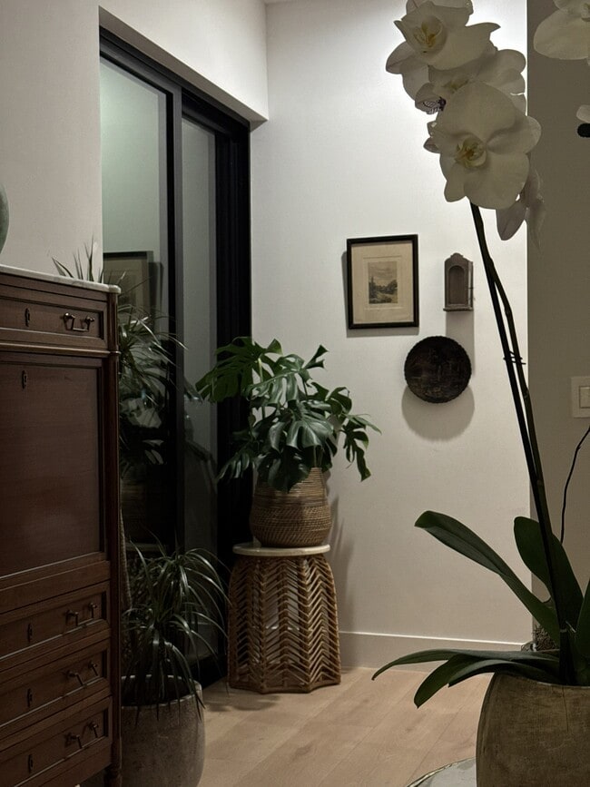 Photo - 8902 Sawyer St Unidad 8902