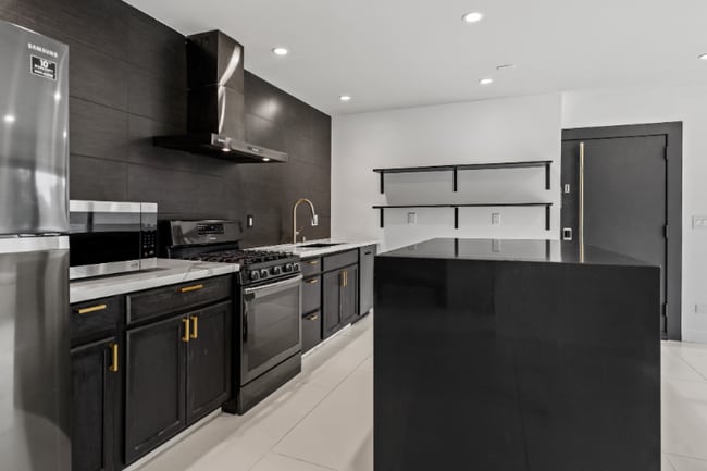 Photo - 1139 Bellevue Ave Unit 1139