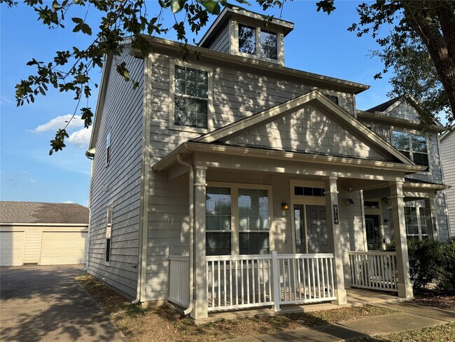 Photo - 9714 Coyote Creek Dr