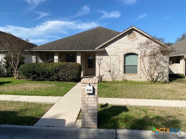 Building Photo - 638 Sagewood Pkwy Rental